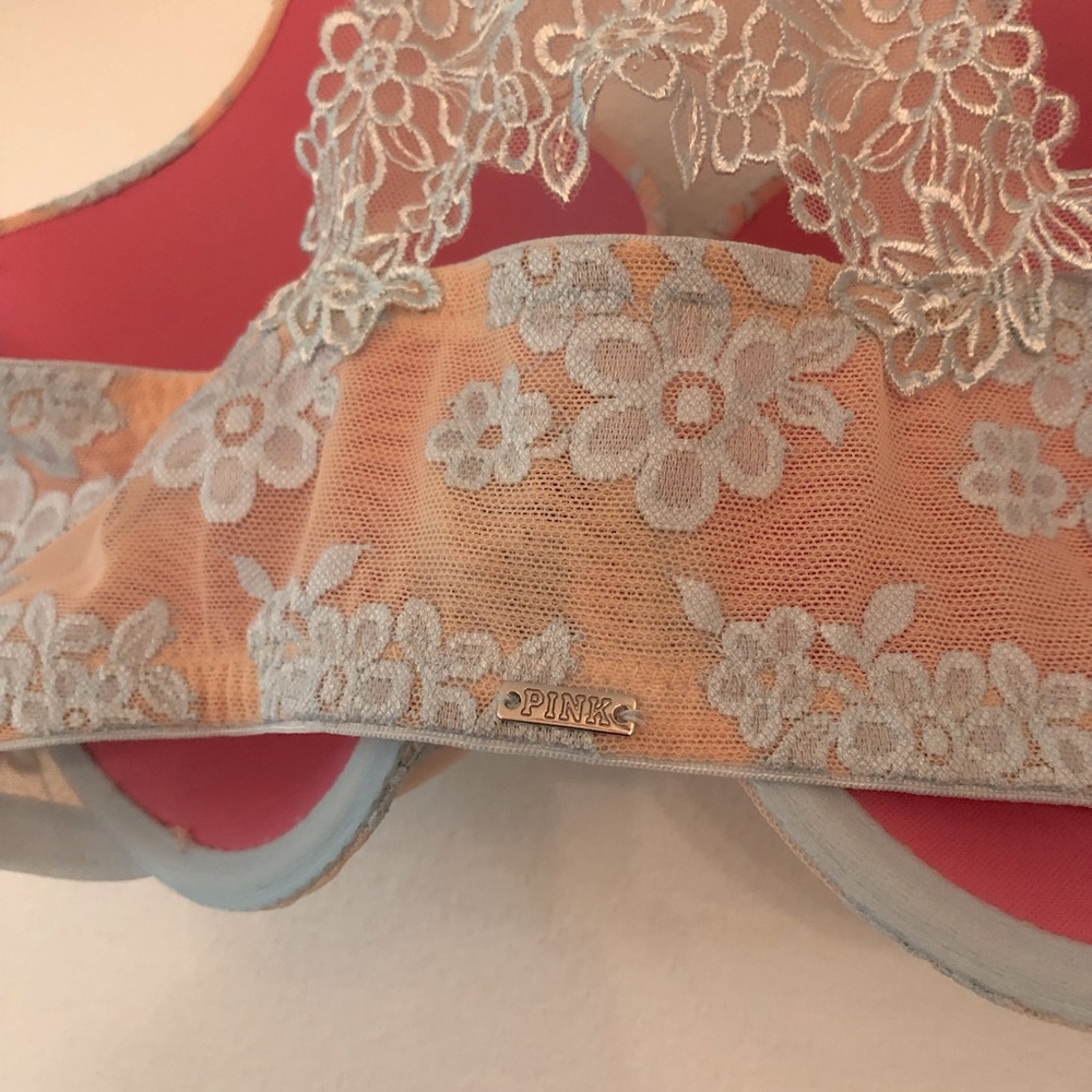 Victoria’s Secret PINK Cream & Baby Blue Lace Snap Front Push-up Racerback Bra - Picture 4 of 13